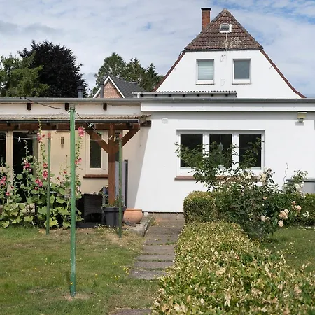 Haus Waldfrieden Ferienhaeuschen Waldfrieden *